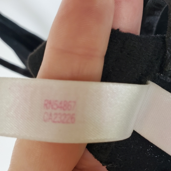 Victoria's Secret PINK Crushed Velvet Black Bralette Size M - Picture 9 of 11